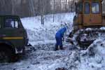 У железнодорожников выпросили бульдозер.